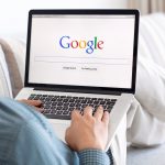 Google Embeds AI Chatbot Into Search Amid Rising Competition