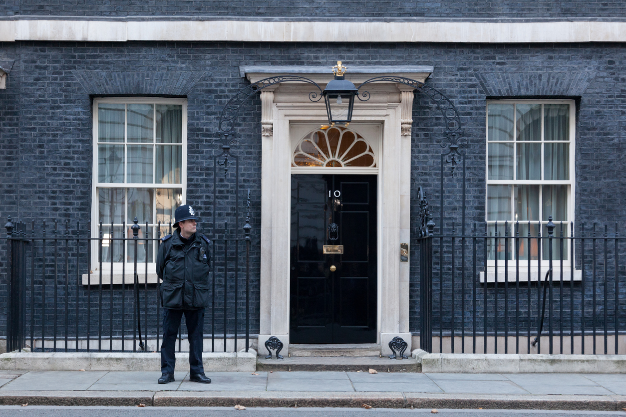 10 Downing Street with policeman standing outside