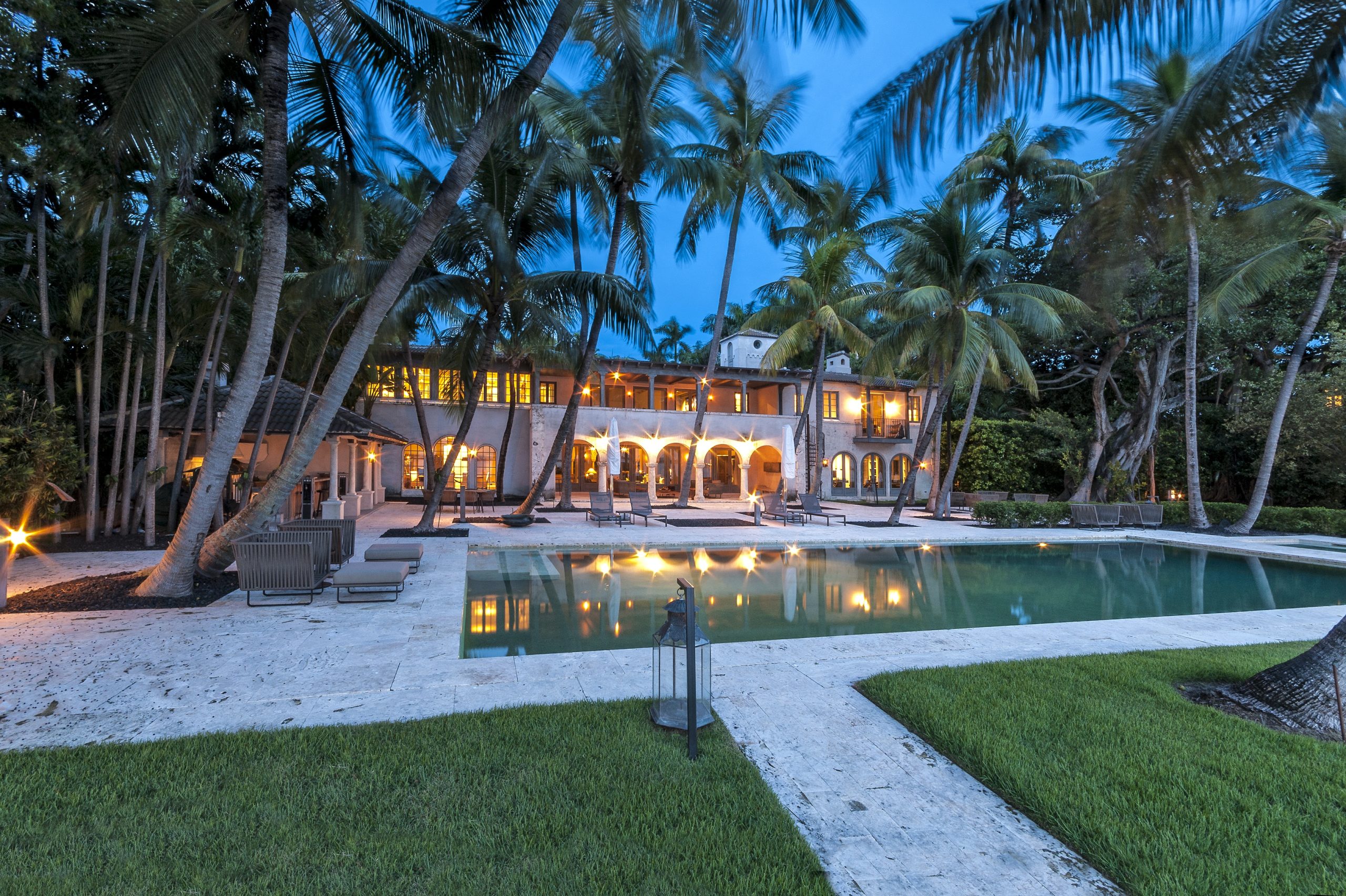 Phil Collins’ former Miami Beach mansion, a Mediterranean-style estate with bay views and luxury features.
