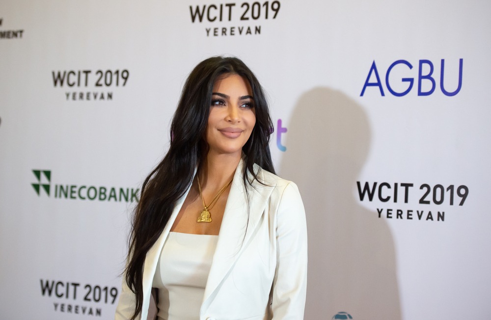 armenia,,yerevan:,08,october,2019,us,reality,tv,star,kim