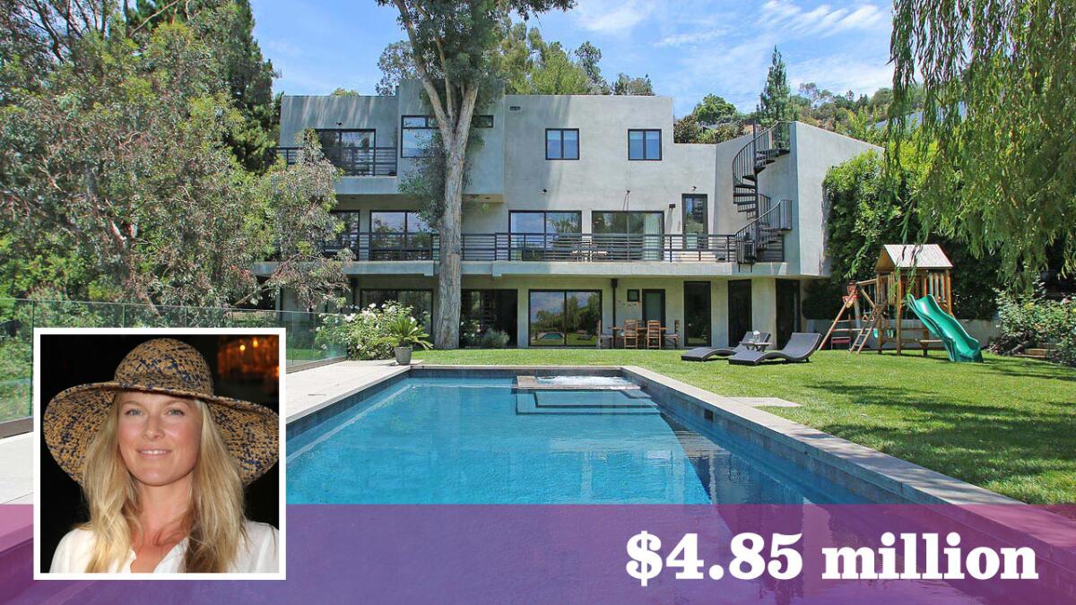 Exterior of Ali Larter’s former Hollywood Hills home in Los Angeles