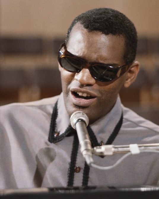 Who Inherited Ray Charles' Fortune and Royalties?