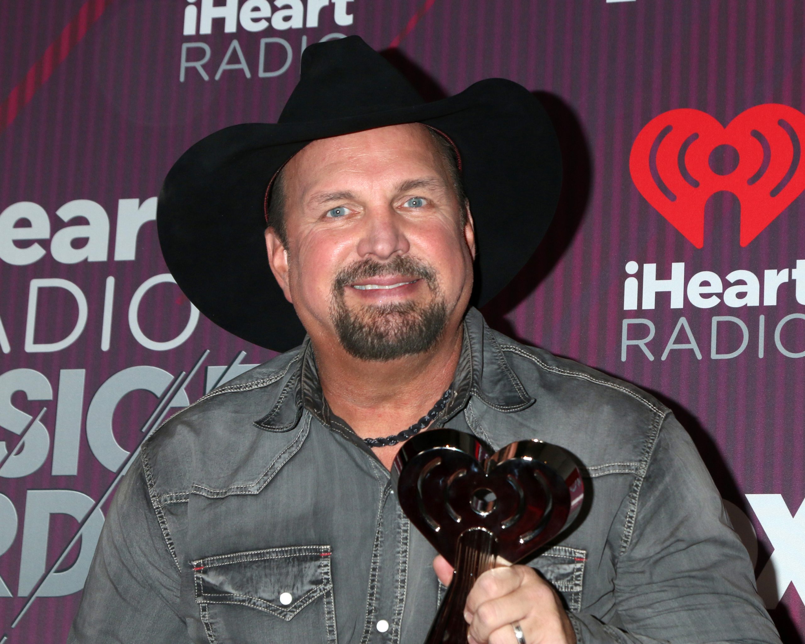 los,angeles, ,mar,14:,garth,brooks,at,the,iheart