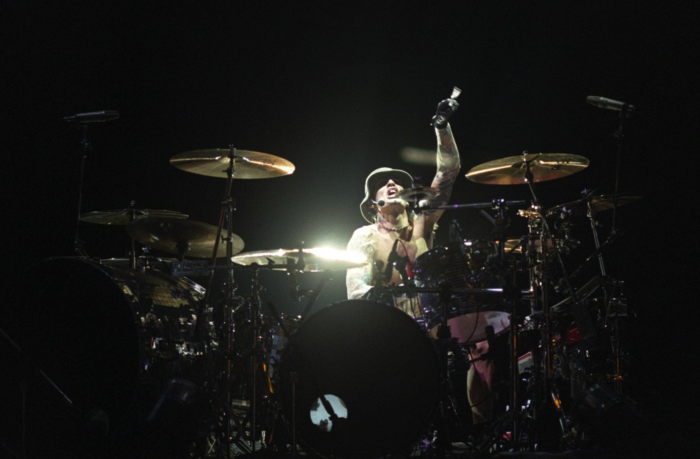 denver,november,01:,drummer,tommy,lee,of,the,heavy,metal