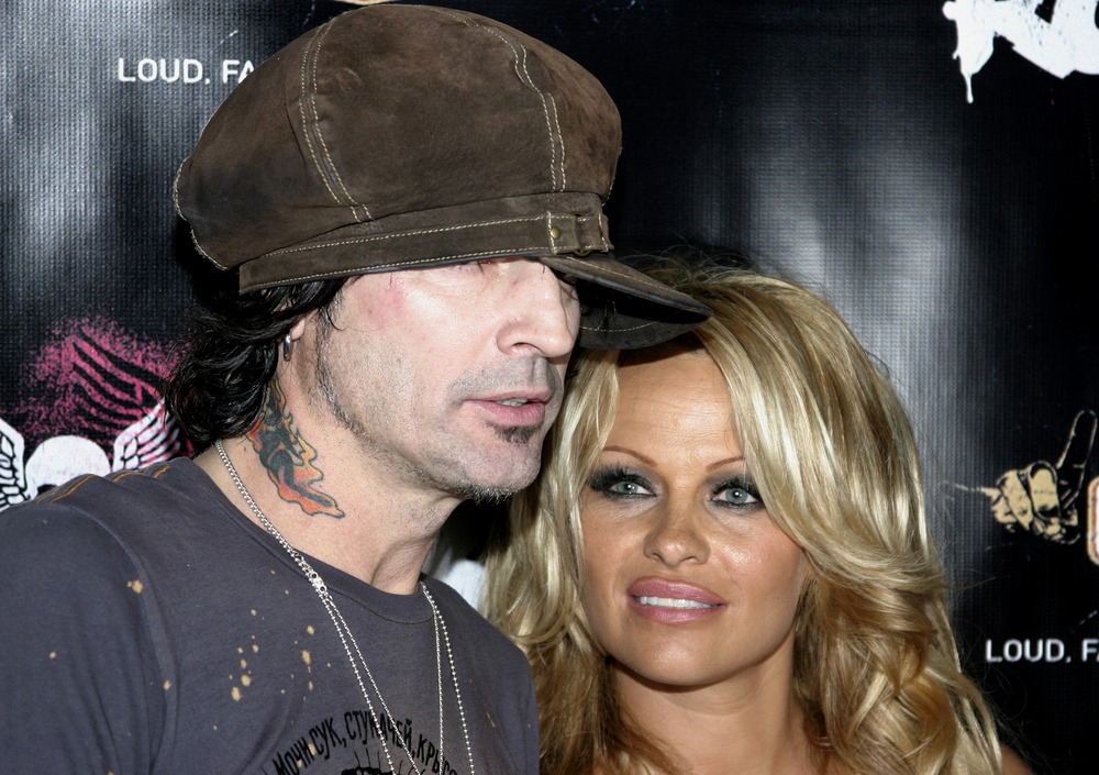 tommy,lee,and,pamela,anderson,at,the,rokbar,hollywood,grand