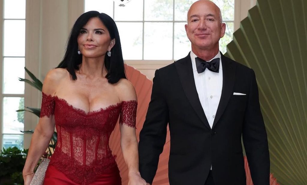 Lauren Sánchez Net Worth, Life & Career in 2025