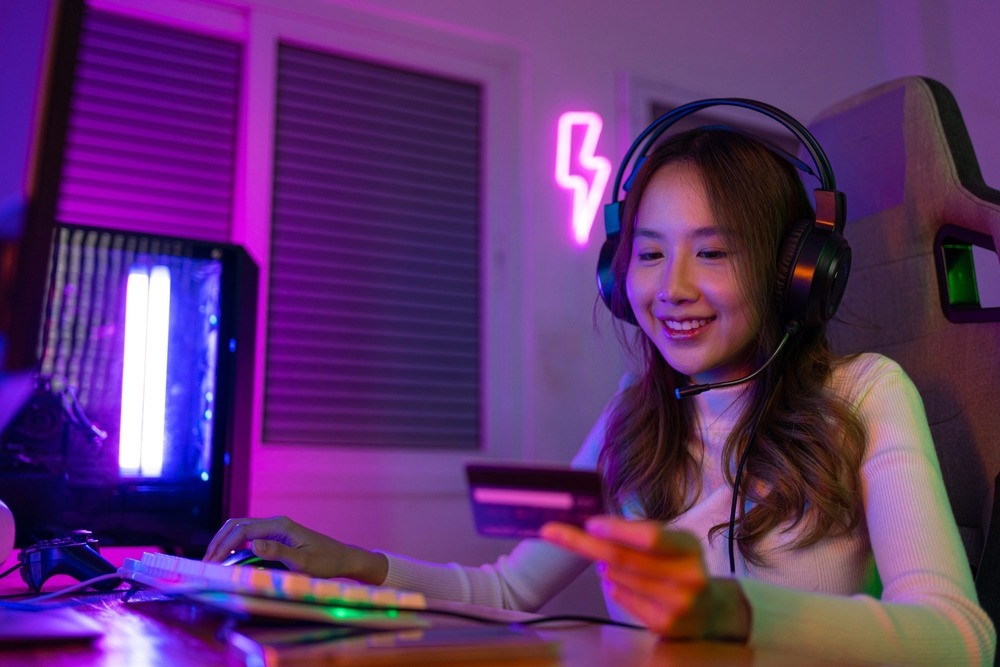 top,up,online,game,with,credit,card,concept.,gamer,and