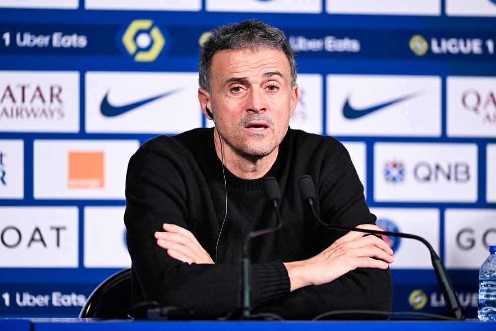 psg,coach,manager,luis,enrique,martinez,garcia,during,a,press