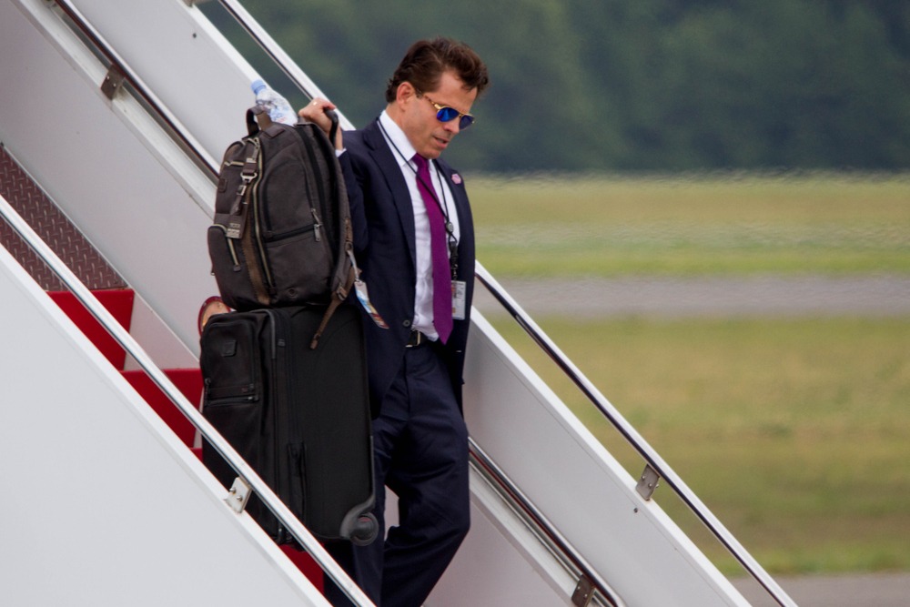 newly,appointed,white,house,communications,director,,anthony,scaramucci,,disembarks,air