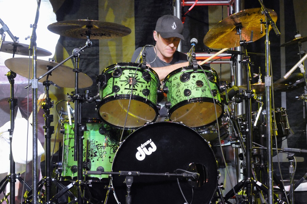colorado,springs,,co.,usa,march,06:,drummer,josh,freese,of