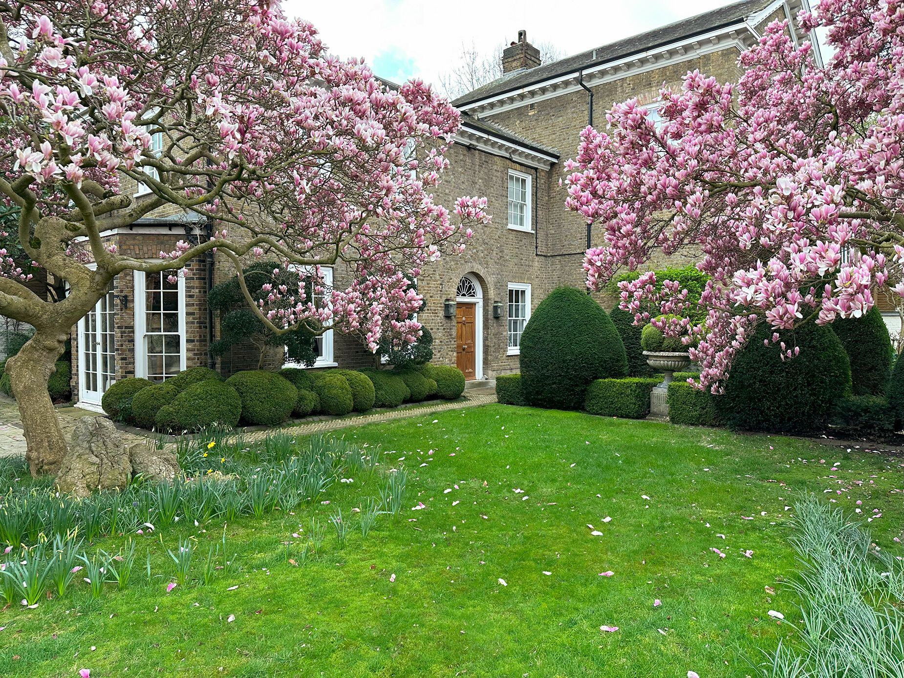 garden lodge jpg