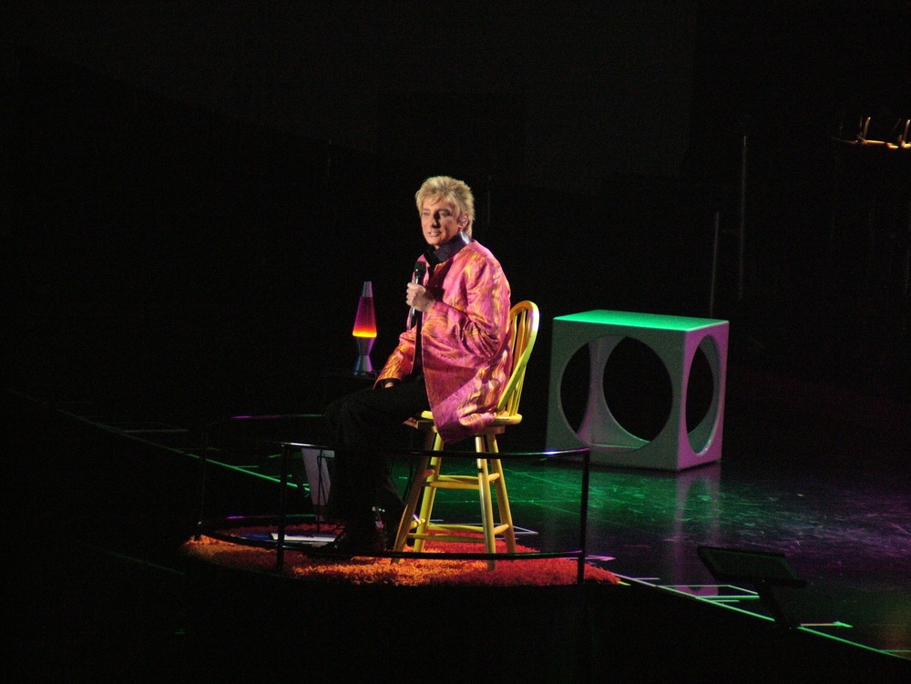 barry,manilow