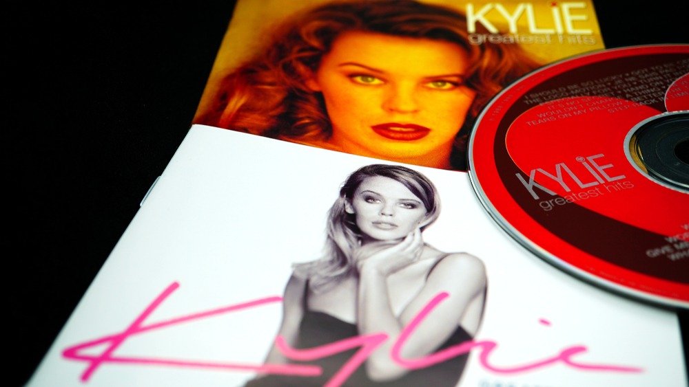 rome,,february,22,,2019:,covers,and,cds,of,the,biggest