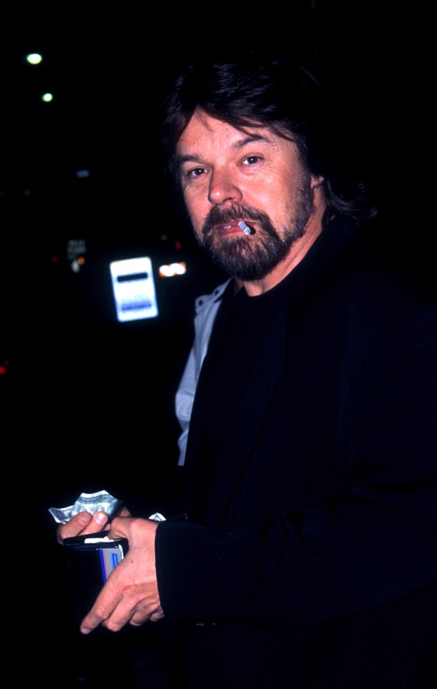los,angeles, ,circa,1991:,singing,star,bob,seger,pulls