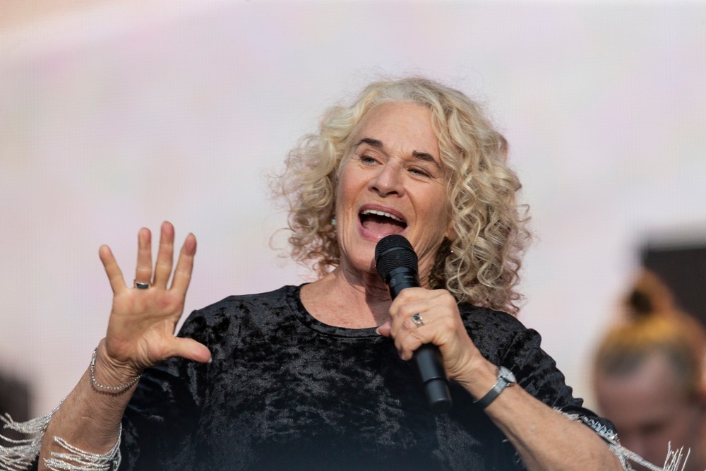 new,york,,ny, ,september,28,,2019:,carole,king,preforms