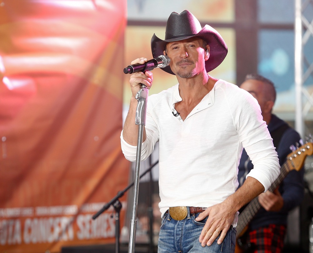 new,york may,23:,country,music,singer,tim,mcgraw,performs,at