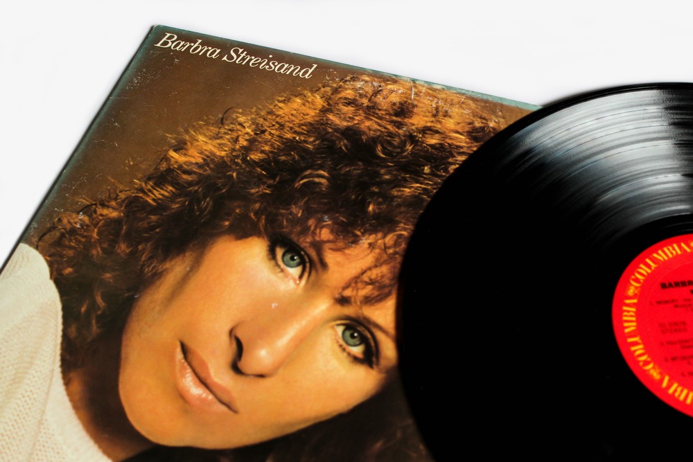 miami,,fl,,usa:,july,2021:,pop,artist,,barbra,streisand,music
