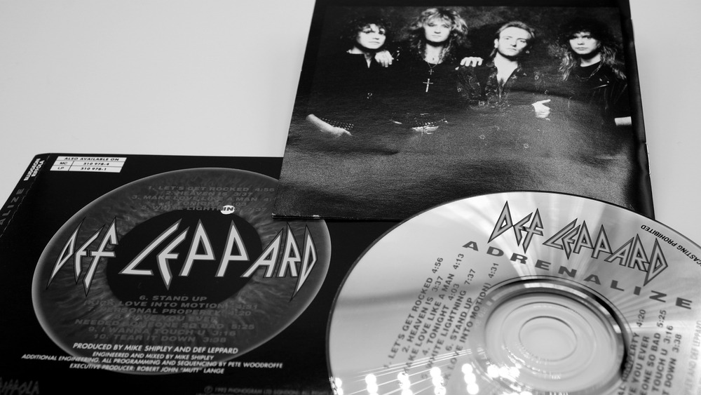 rome,,03,march,2020:,cd,and,artwork,of,the,english