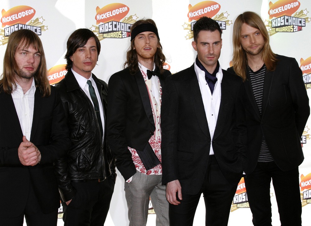 maroon,5,attends,the,nickelodeon's,20th,annual,kids',choice,awards