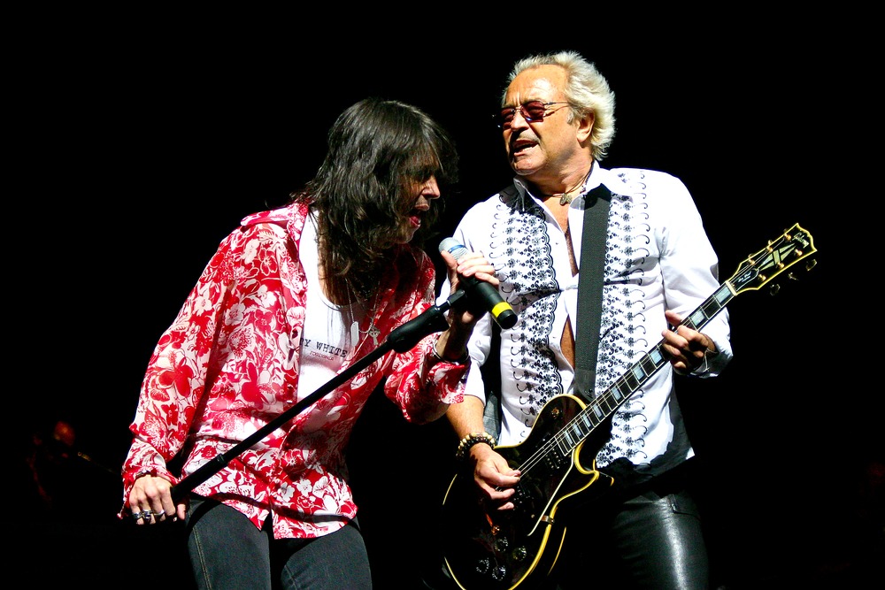 japan, ,march,13:,kelly,hansen,and,mick,jones,of