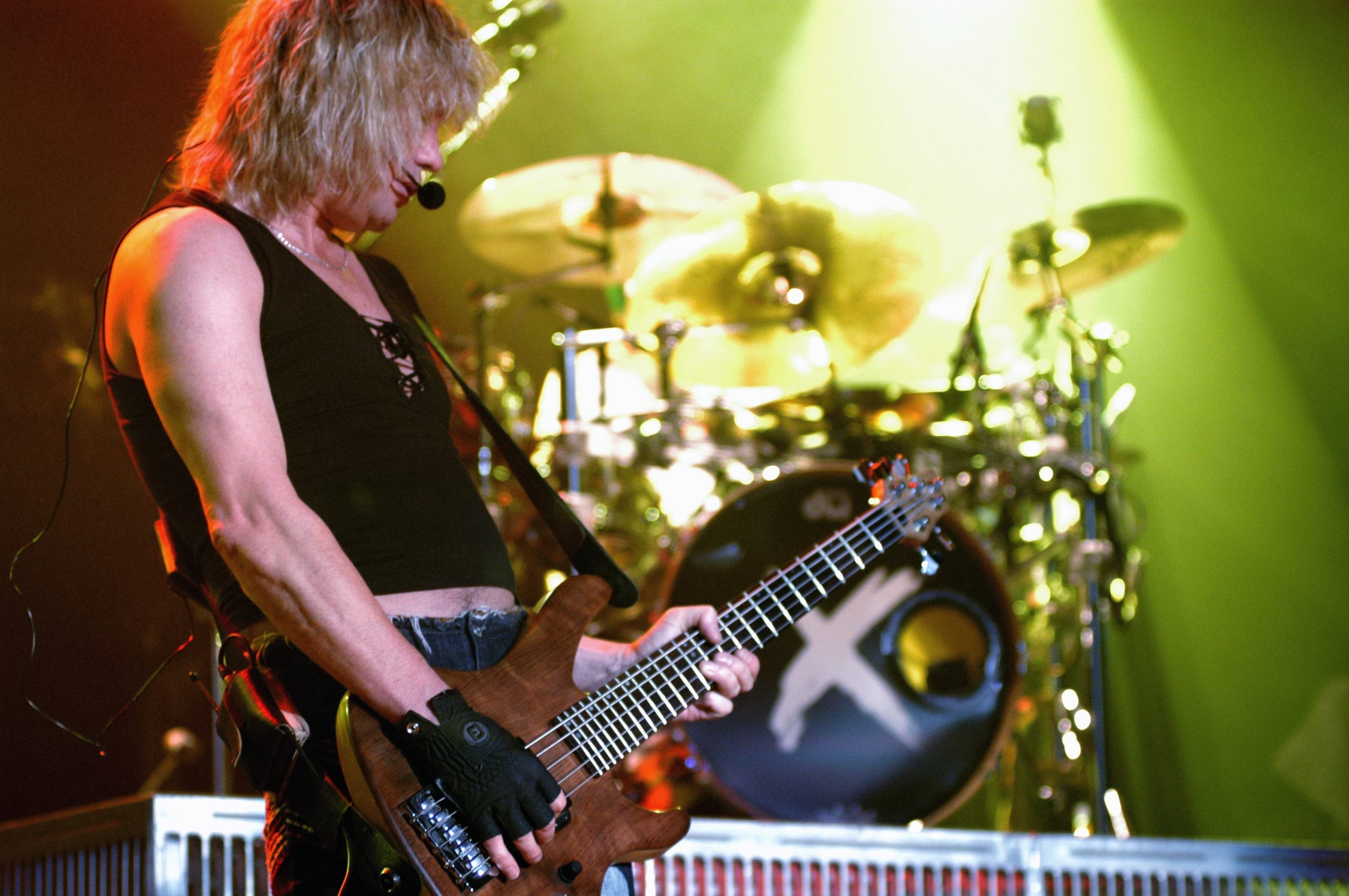 denver, ,december,17:,bassist,rick,savage,of,the,heavy
