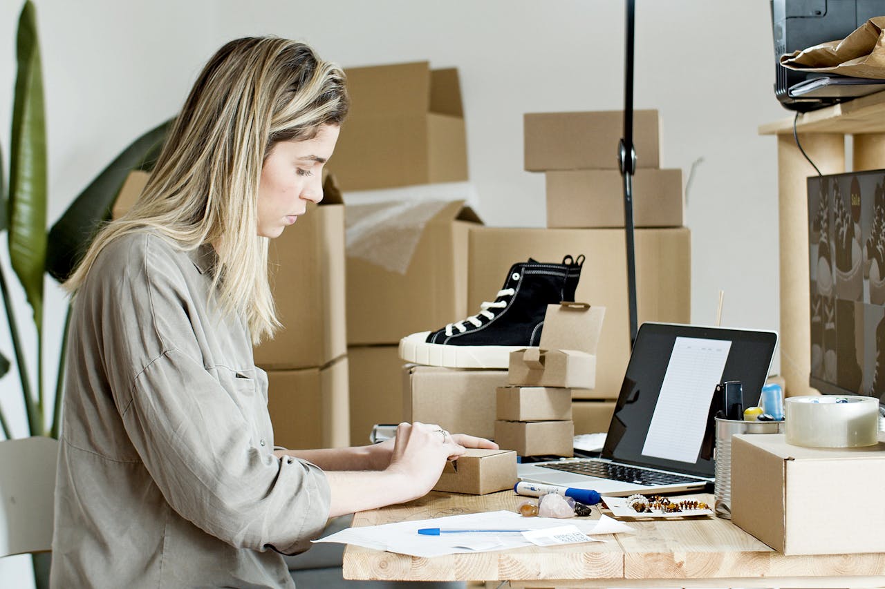 How to Build a Million-Dollar E-commerce Brand from Scratch in 2025: A Financial Guide