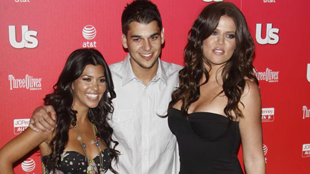 Kourtney Kardashian Dishes on 'Incestual' Khloé-Rob Bond and Tense Kim-Rob Dynamic in Shocking New Episode