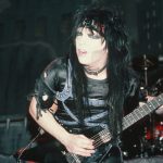 Mick Mars Is Paying to Walk Away After Leaving M&ouml;tley Cr&uuml;e&rsquo;s Tour and Facing a $244,000 Bill