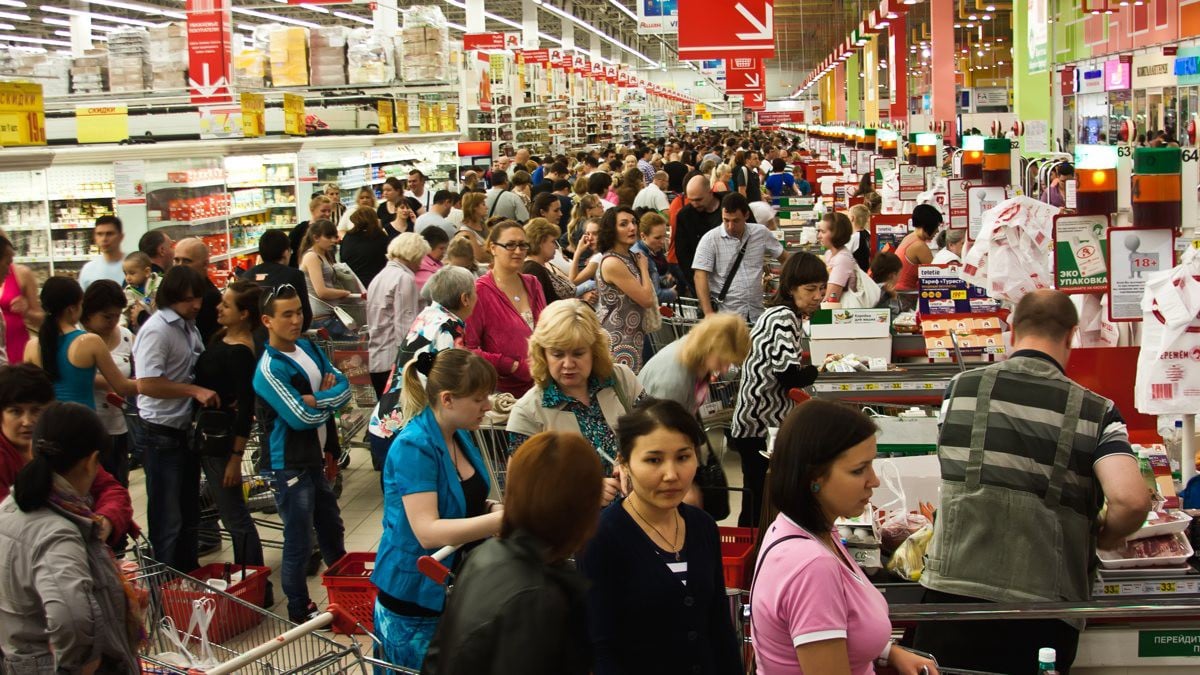 Grocery shoppers face rising food prices as Trump announces EPA rollback plan