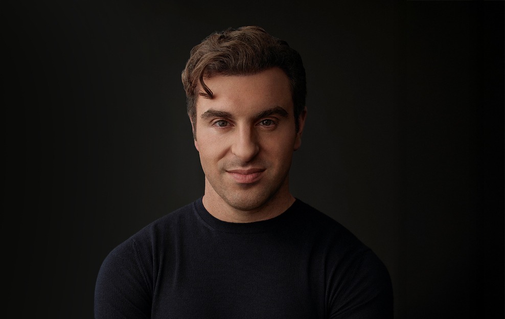 brian chesky headshot ir crop airbnb 2.jpg
