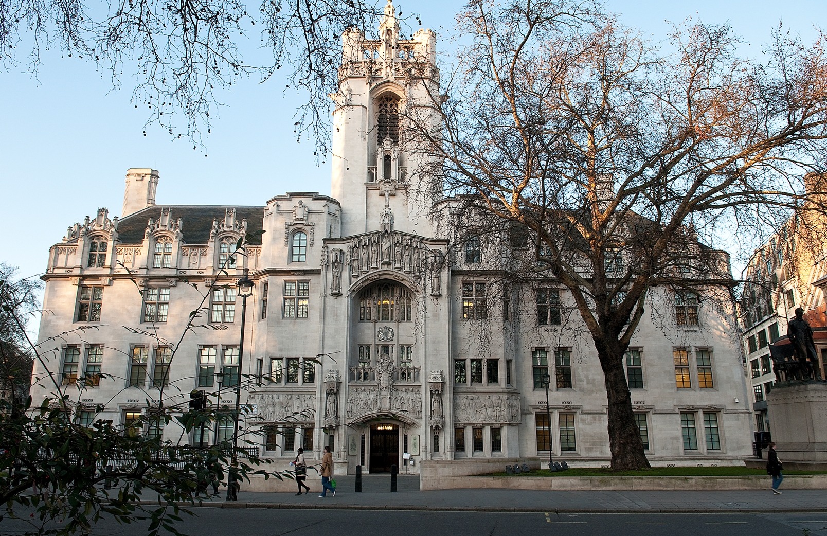 UK Supreme Court hearing challenge to VAT on private school fees affecting parents and religious schools across the UK education system