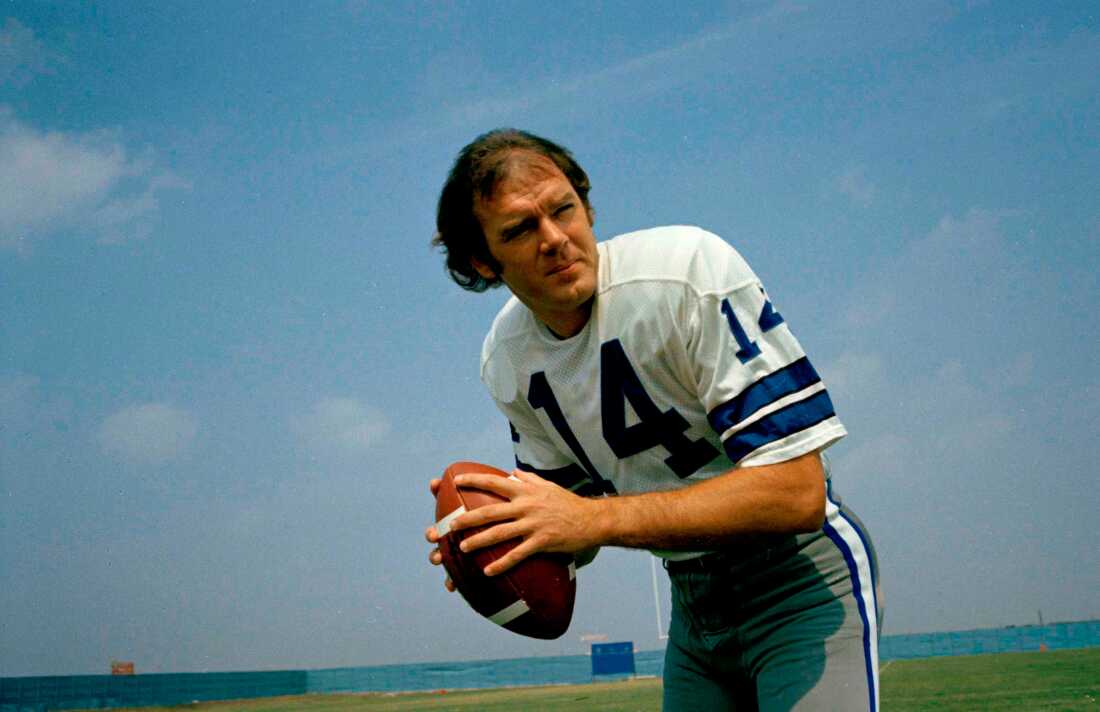Craig Morton during his Denver Broncos years after rebuilding his NFL career and financial stability following bankruptcy and debt struggles