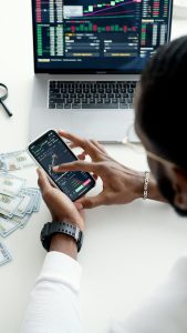 Cross-Border Payments and the Role of Fintech Solutions