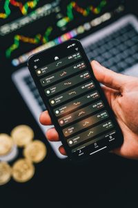 Which Crypto Exchange is Best for Active Trading and Futures Shorting?