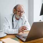 Why Telehealth Providers Discourage Patients From Attending Appointments While Driving